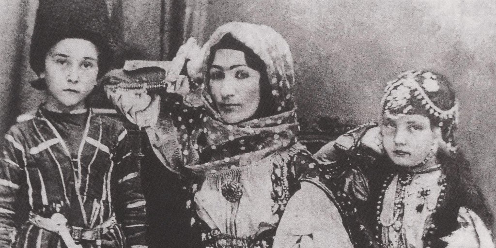 Karabakh Famous Poet : Khurshidbanu Natavan