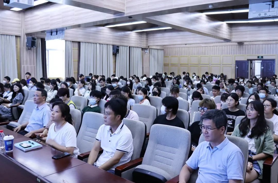 【“教与学的革命”珞珈论坛yl9193永利分论坛】丨公司召开2021级本科生分专业指导会