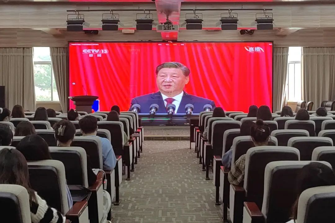 yl9193永利师生党员、团员热议党的二十大报告